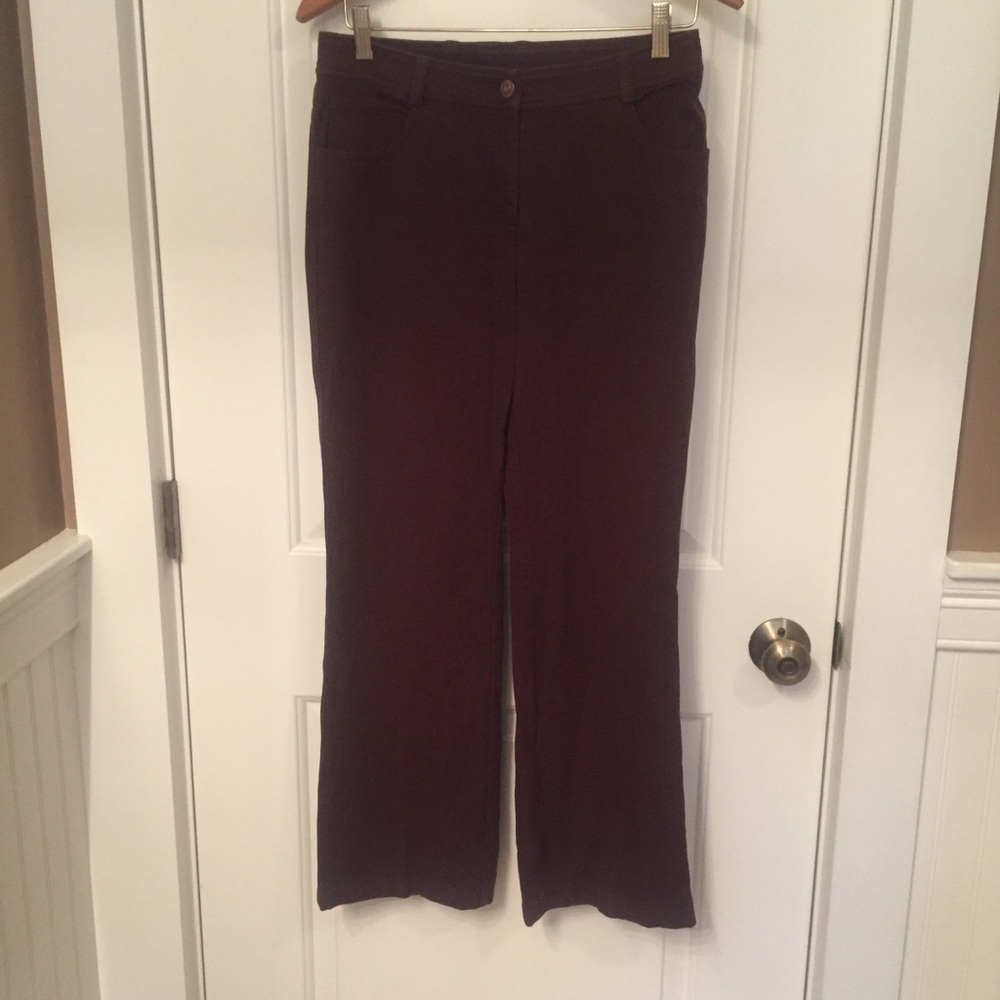 ST. JOHN JEANS DENIM BROWN STRETCH INSEAM 28” STRAIGHT LEG Size 4 LUXURY